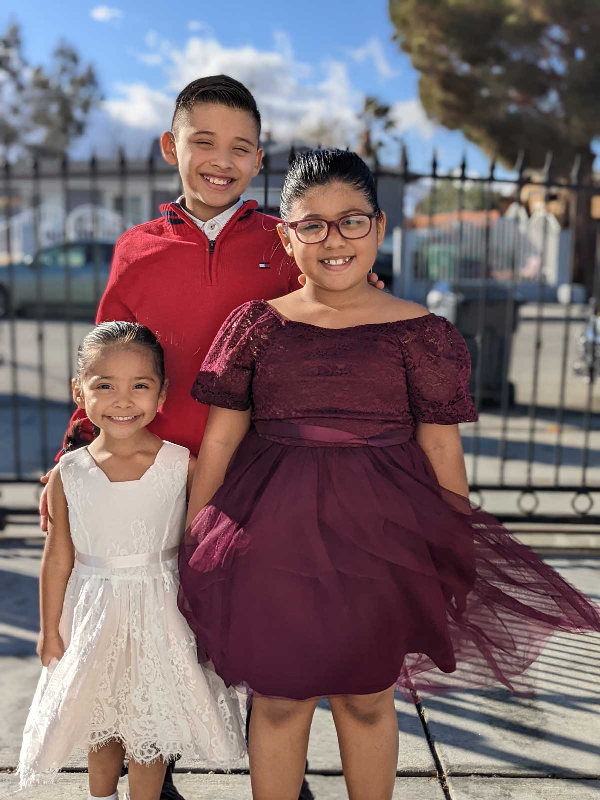Los hijos de Jessica y Erick: Emita, Pablito, and Abby