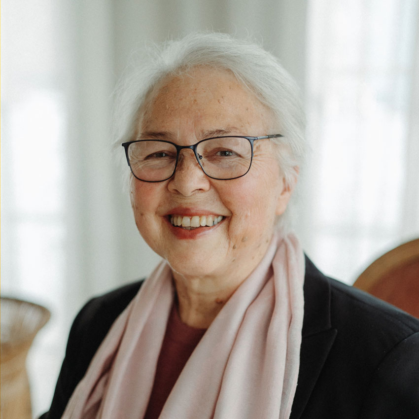 Karin Van Oostrum
